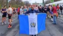Alberto González destacó en el top 20 en la Media Maratón de Berlín