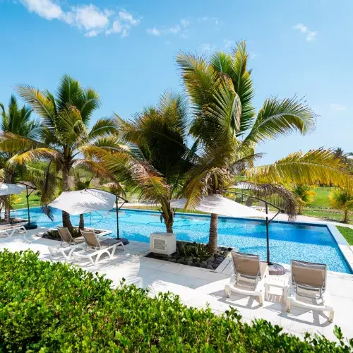 Day-pass en Oceana Resort con transporte