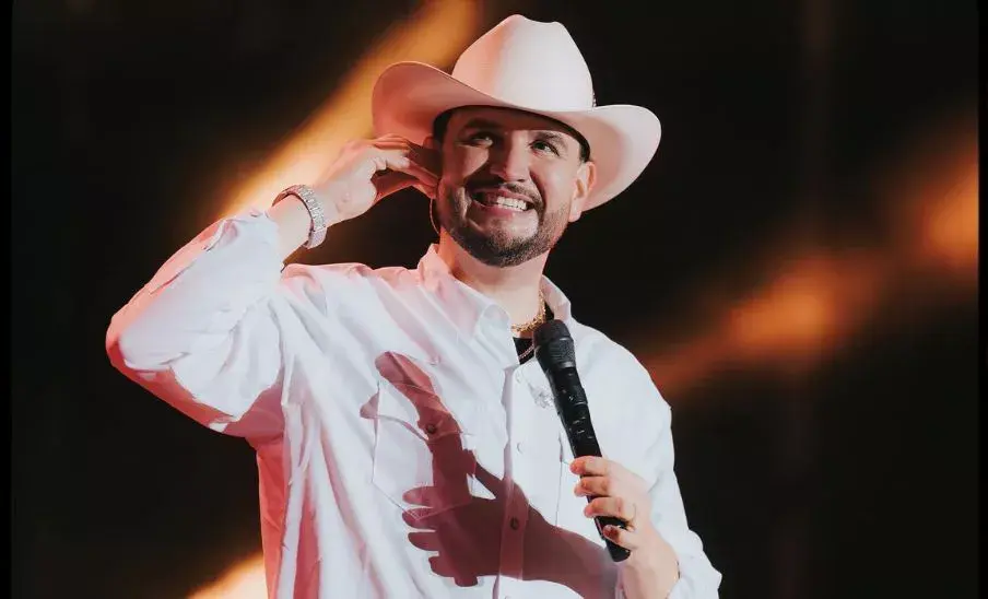 Edén Muñoz en concierto Gt