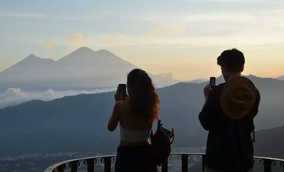 El Tambor Oasis, un hotel con senderos y miradores en Antigua Guatemala
