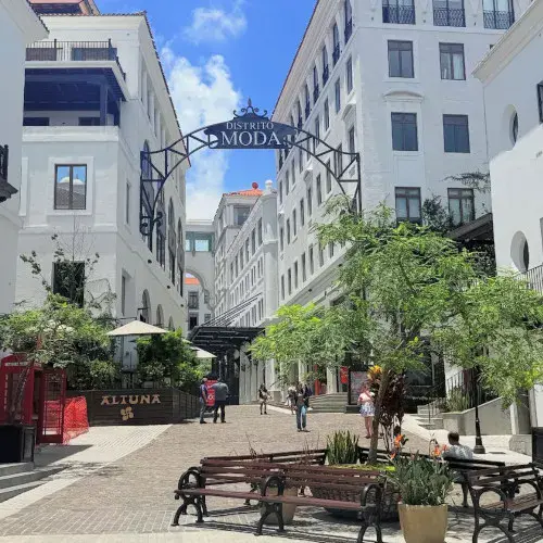 Grupo Cayalá obtiene la certificación internacional ISO 140012015