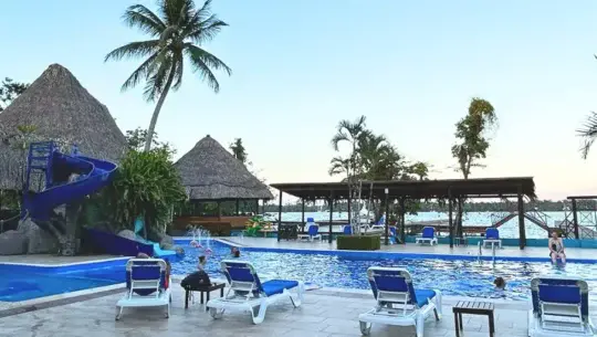 Hotel Mansión del Río