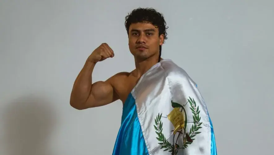 Lester Martínez asecendió al Top 2 del ranking supermediano del WBC, marzo 2026