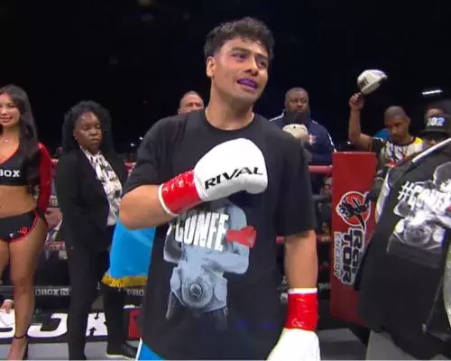 Lester Martínez es el nuevo campeón interino supermediano del CMB