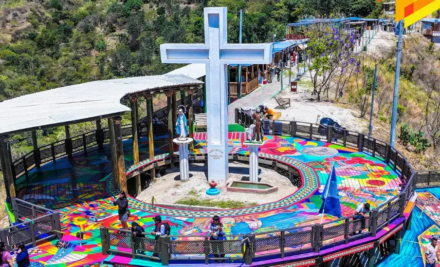 Mirador Kaqasiiwaan Semana Santa 2026