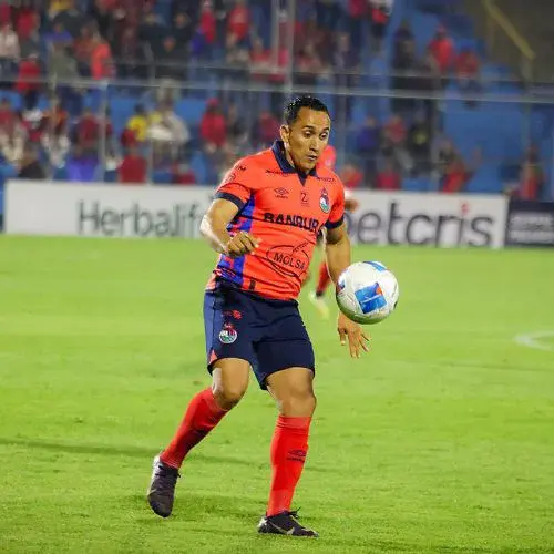 Municipal y xelajú por la jornada 14 clausura 2026