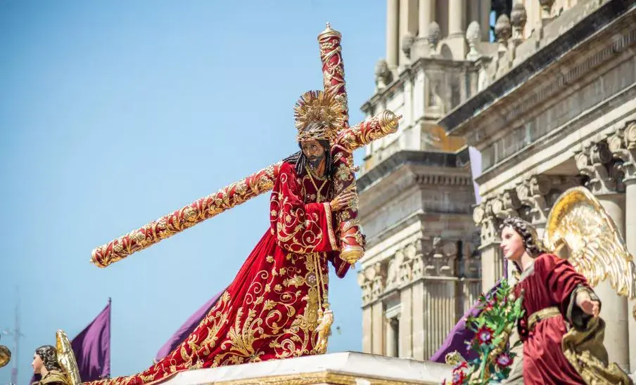 Procesiones del Domingo de Ramos 2026 en Ciudad Guatemala y Antigua Guatemala