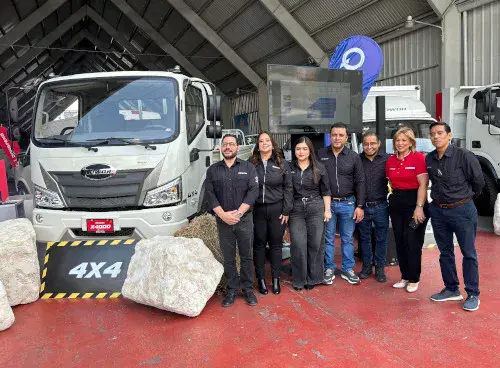 Rowor presenta el nuevo camión X4000 en Guatemala