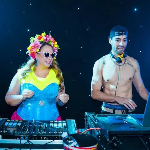 Simplemente Rosita presentará tributo a Bad Bunny 2026