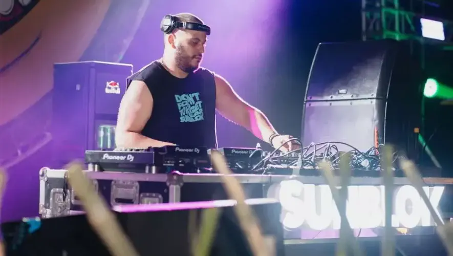 Sunblok Festival 2026: m&uacute;sica electr&oacute;nica en El Pared&oacute;n