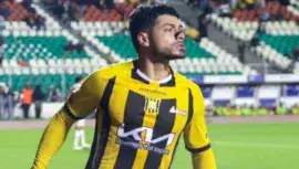 Triplete de Darwin Lom con el The Strongest en 2026