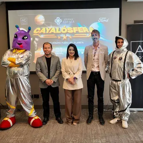 Una Exhibición Planetaria en Ciudad Cayalá