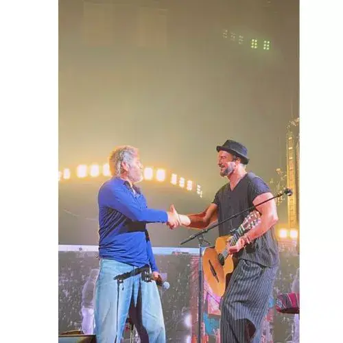 Video Ricardo Arjona compartió escenario con Ricardo Muñoz de Intocable