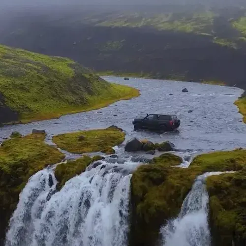 experiencia de viaje a Islandia con Ricky López Bruni