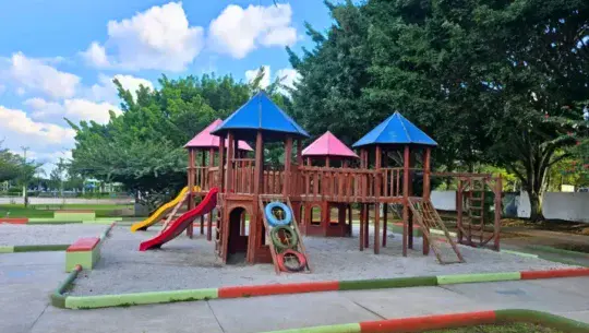 parques y centros deportivos en Semana Santa 2026