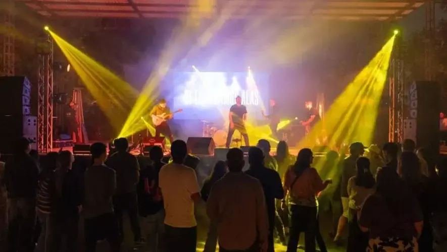 Concierto de Golpes Bajos En Vivo | 2026