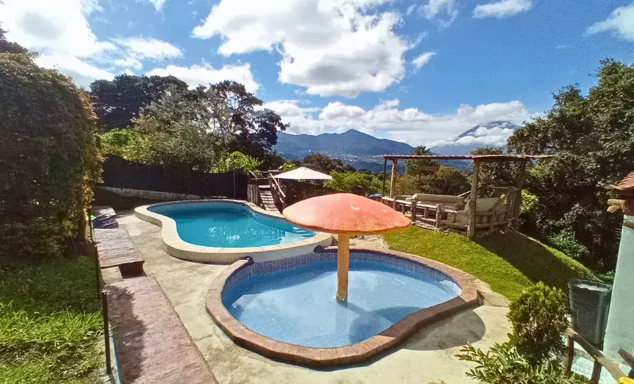 El Ranchito 502, un espacio con piscinas al aire libre cerca de Antigua Guatemala