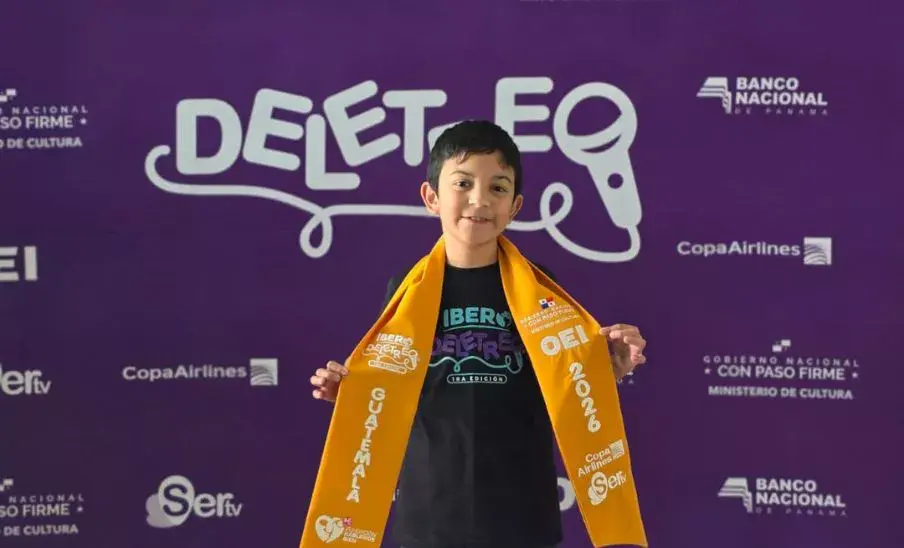 Guatemalteco de 10 años destacó en el top 3 de concurso internacional de Deletreo