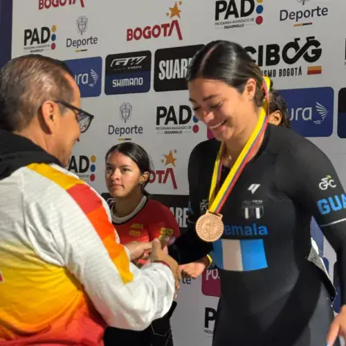 Nicole Hacohen medalla bronce ciclismo pista