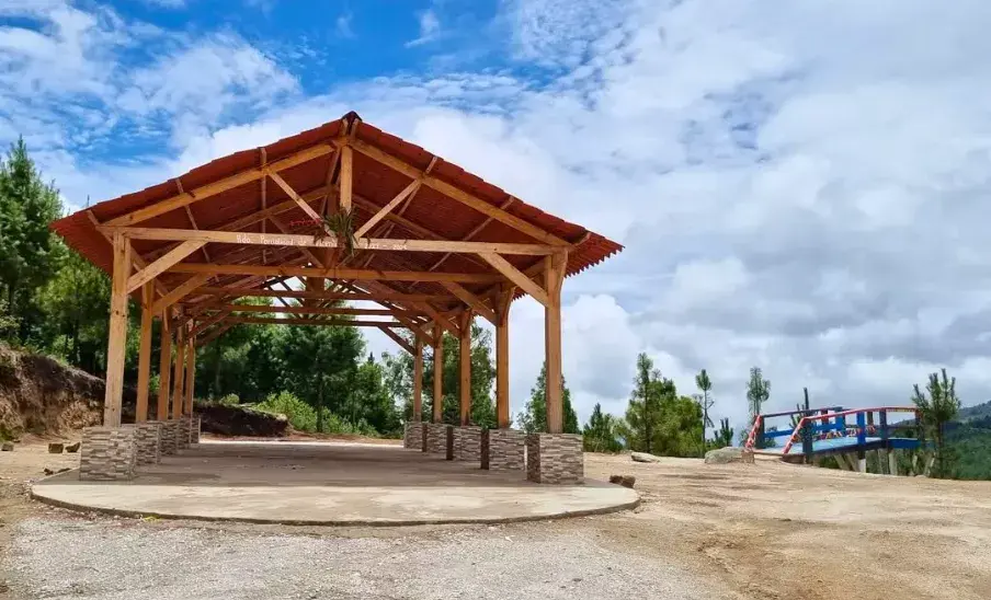 Parque Ecológico El Helicóptero, un destino con miradores y rocas pintadas de colores en Totonicapán