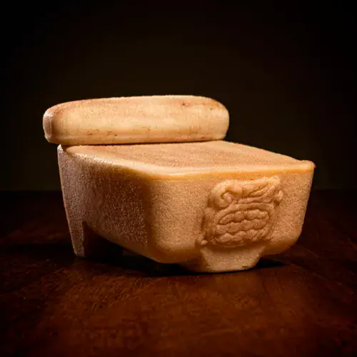 Piedra de moler Colección Prehispánica de Pizca Pâtisserie