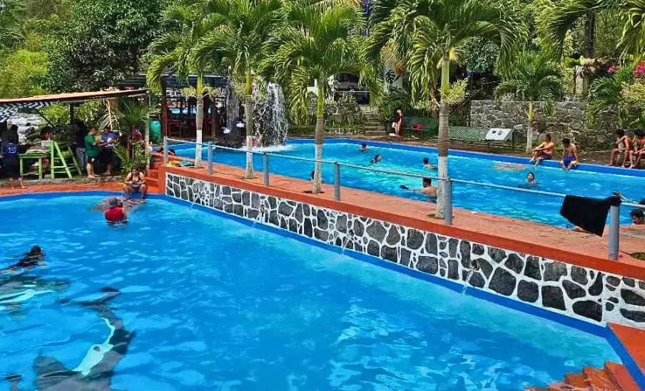Piscinas El Gran Manantial: el destino local ideal para un chapuzón en familia