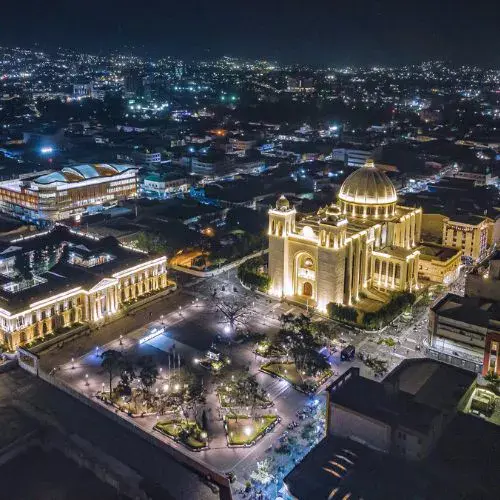 vuelo directo guatemala el salvador tagairlines 2026