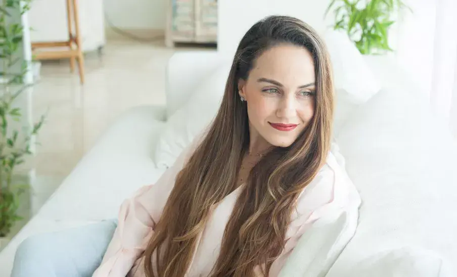 Arianne Meza la doctora guatemalteca que une salud integral libros y sanación
