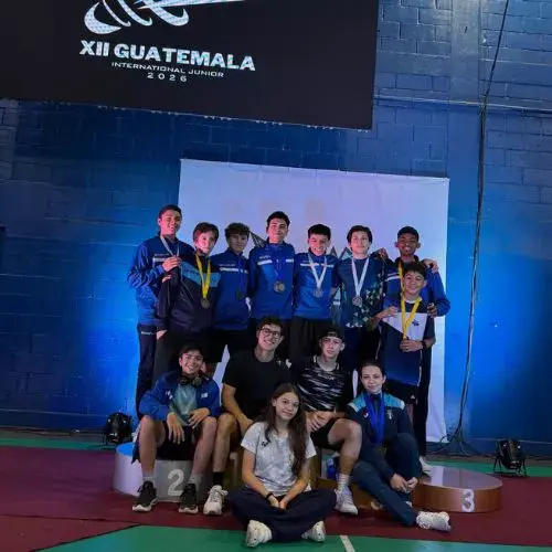 Badmintonistas guatemaltecos brillan con 7 medallas en el XII Guatemala International Junior 2026