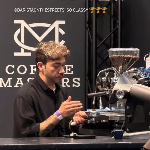 Guatemalteco Alejandro Griffin-Díaz campeón del London Coffee Masters 2026