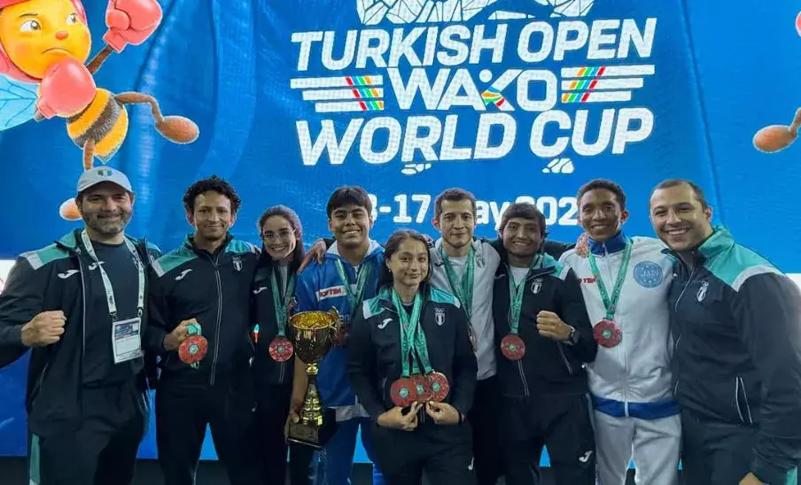 Kickboxing de Guatemala cerró la Turkish Open World Cup 2026 con 13 medallas