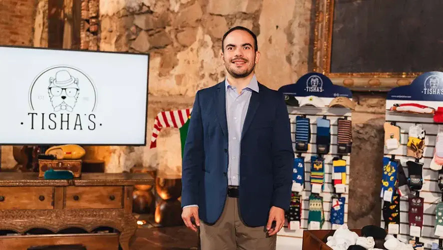 Tishas la marca guatemalteca de calcetines y accesorios con diseño único