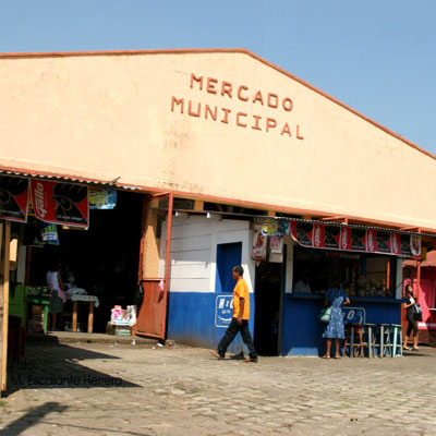 Nuevo-San-Carlos-Retalhuleu-Mercado