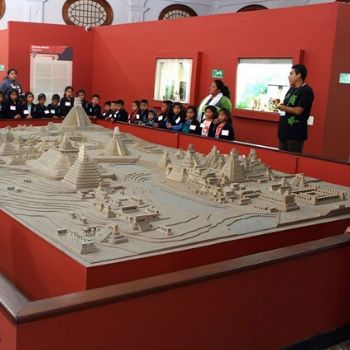 museo de arqueología y etnología guatemala tikal