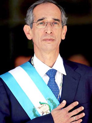 Expresidente Álvaro Colom