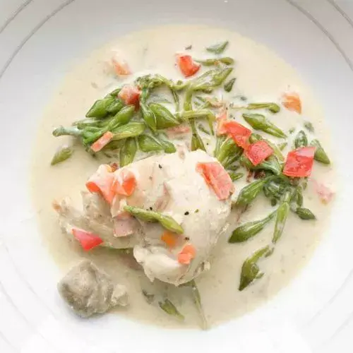 Receta de pollo en crema y loroco