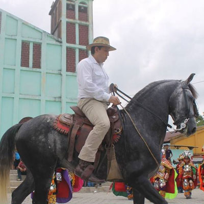 chahal desfile hipico