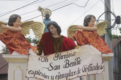 procesion de san benito la democracia