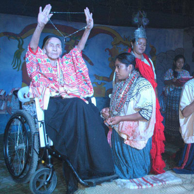 reina indigena santa cruz verapaz 