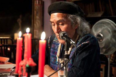 Biografía del poeta guatemalteco Humberto Akabal