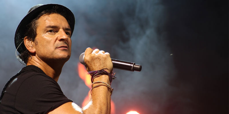 Cantante Ricardo Arjona