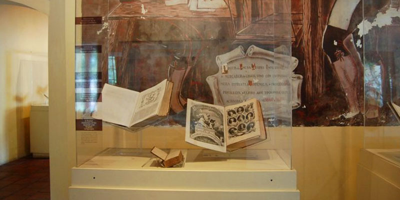 Museo del Libro Antiguo en Antigua Guatemala