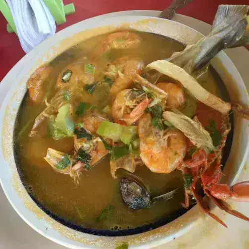 Receta para hacer Caldo de Mariscos guatemalteco