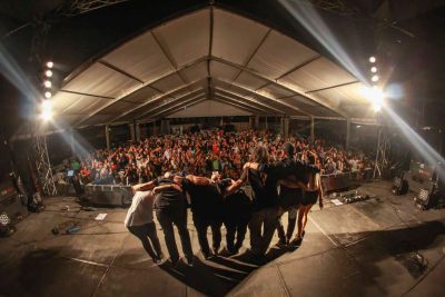 Integrantes de la banda guatemalteca Golpes