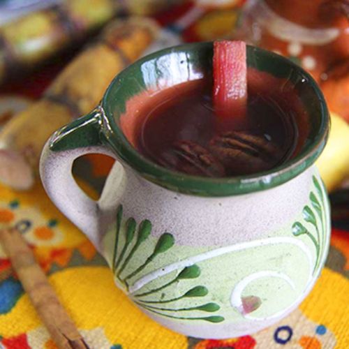 Receta de ponche rojo navideño de Guatemala