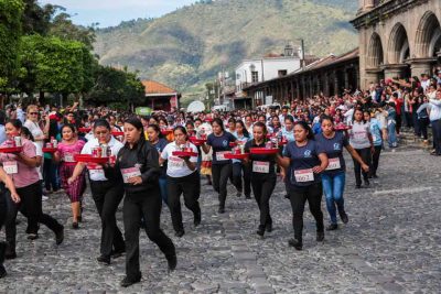 Tradicional Carrera de Charolas en Antigua Guatemala