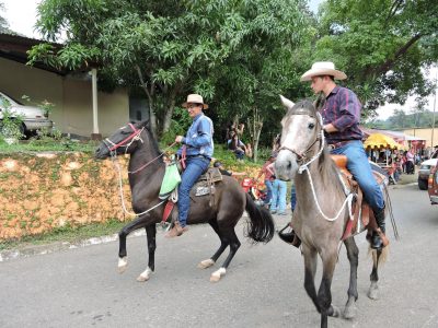 desfile hipico de santa cruz naranjo