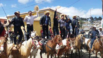 desfile hipico en sibilia quetzaltenango