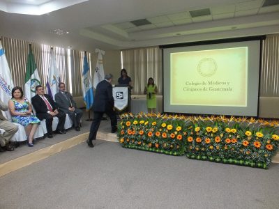 juramentacion del colegio de medicos de guatemala