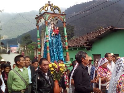 procesión de la virgen de candelaria en cunen